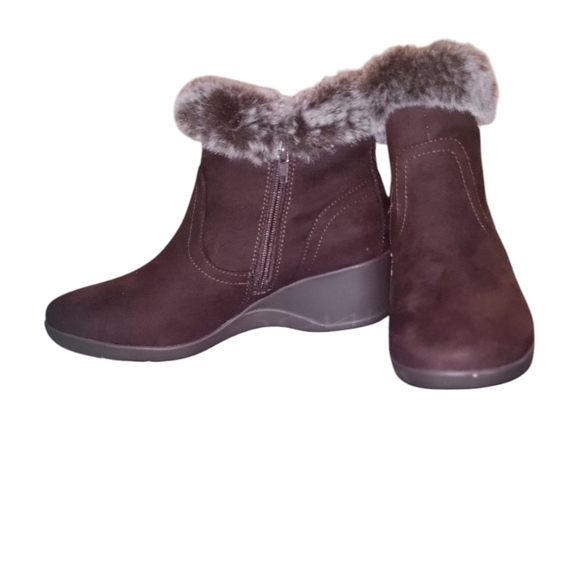 Jones New York - Womens boots size 8 - brown - Picture 4 of 8